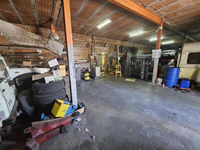 NAVE 250 M2 EN ALQUILER PEDREZUELA photo 0