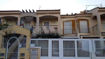 ¡Descubre tu casa ideal en Murcia! Este dúplex en Los Alcázares es la opción perfecta. photo 0