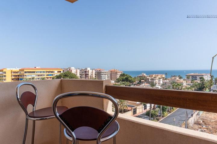 APARTAMENTO DE LUJO CON GARAJE CERCA DEL MAR EN LA ENTRADA DE TORREVIEJA photo 0