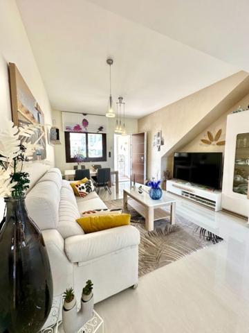 Casa De Campo En venta en Torrevieja, Torrevieja photo 0