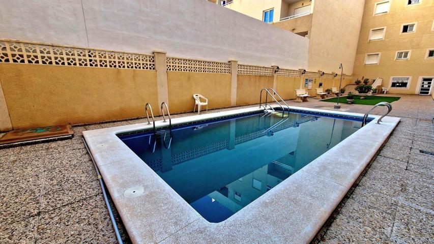 Apartamento Luminoso con Piscina en el Corazón de Torrevieja photo 0