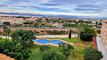 Ático con Piscina y Vistas Espectaculares en Torrevieja photo 0