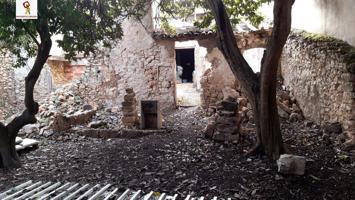 GRAN CASA PARA REFORMAR CON IMPRESIONANTE PATIO INTERIOR EN BENISSA photo 0