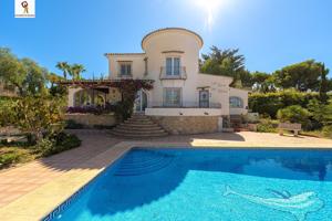 VILLA MEDITERRÁNEA CON PISICNA Y MARAVILLOSAS VISTAS photo 0