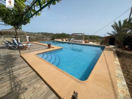 COQUETO CHALET ADOSADO EN BENISSA photo 0