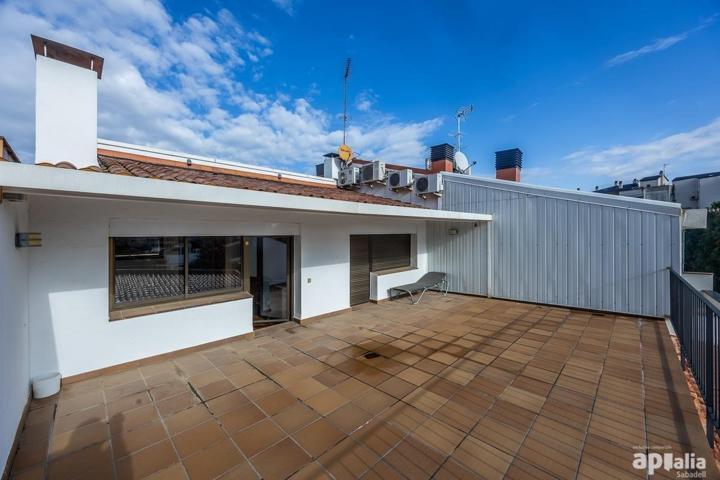 ESPECTACULAR CASA SEÑORIAL CON MÁS DE 8M DE FACHADA EN EL CORAZÓN DE LA CIUDAD. photo 0