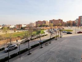 Plaza de parking de alquiler en Plaza Granollers, Can Llong! photo 0