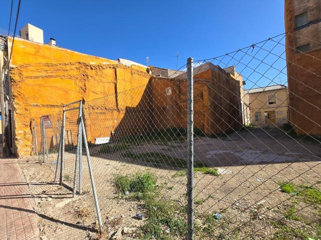 SOLAR EDIFICABLE EN TOTANA photo 0