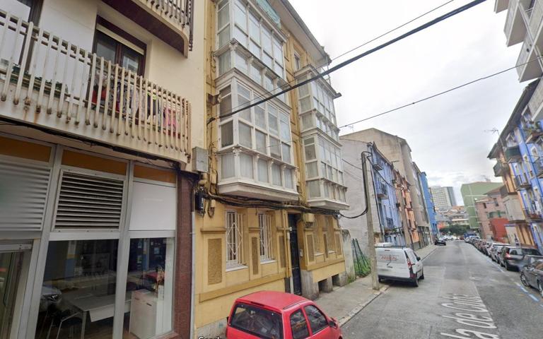 Bajo con jardín para reformar en Cuatro Caminos, Santander photo 0