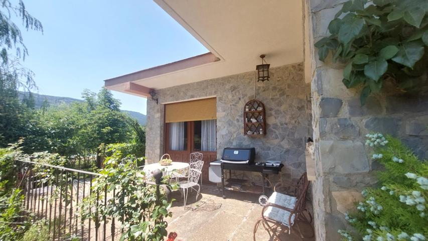 Chalet en Cidones con jardín y piscina en una finca de recreo espectacular!!! photo 0
