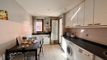 Una vivienda pensada para grandes familias! photo 0