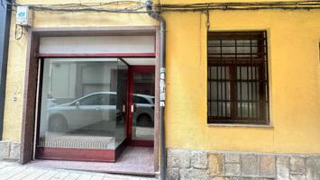 Oportunidad de inversión, trabaja y vive en el centro photo 0