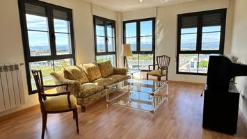 Oportunidad prácticamente a estrenar en Residencial 'La Tejera' photo 0