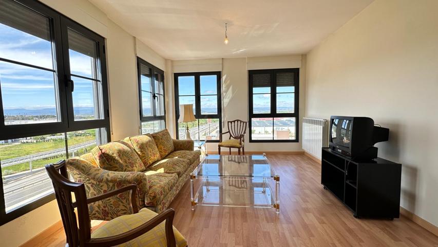 Oportunidad prácticamente a estrenar en Residencial 'La Tejera' photo 0