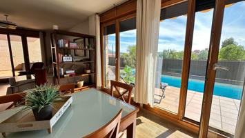 Tranquilidad, espacio y piscina privada en Golmayo: la casa que esperabas!! photo 0