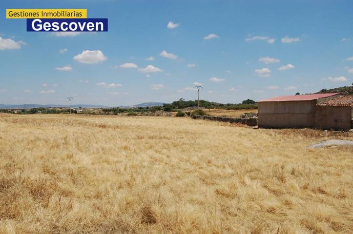 VENTA FINCA RÚSTICA CON EDIFICACIONES photo 0