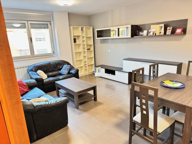 PISO VPO EN VENTA DE 2 DORMITORIOS, PLAZA DE GARAJE Y TRASTERO EN ZONA ALTO LOS CURAS, ZAMORA. photo 0