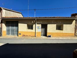 CASA EN VENTA CON 3 DORMITORIOS, PATIO Y ALMACÉN EN TÁBARA (ZAMORA) photo 0