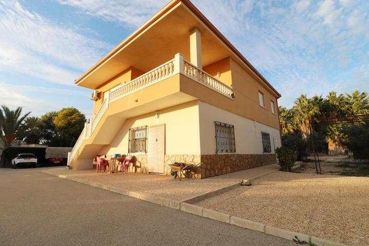 Elche Chalet de 2 Plantas en Zona Pussol , cada planta es una vivienda totalmente independiente photo 0