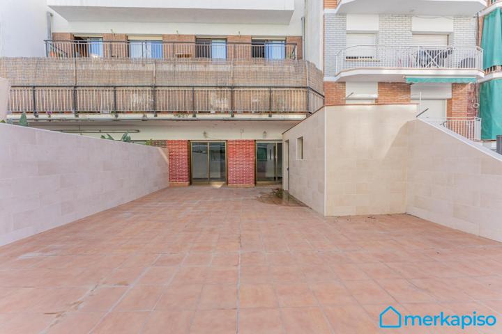 Piso en el centro de Castelldefels con terraza photo 0