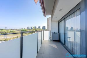 PRECIOSO PISO 4 HABITACIONES Y PISCINA photo 0