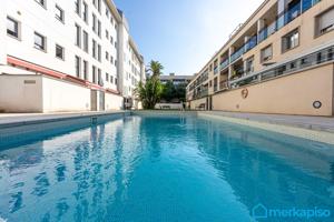PRECIOSO PISO 4 HABITACIONES Y PISCINA photo 0