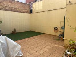 LOCAL OPCION A VIVIENDA CON TERRAZA A NIVEL photo 0