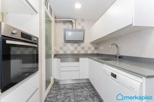 PISO DE 3 HABITACIONES CON ASCENSOR EN EL CENTRO DE VILADECANS photo 0