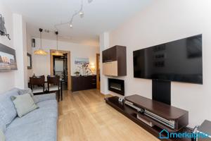 ACOGEDOR PISO CON PARKING Y TRASTERO photo 0