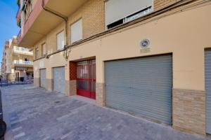 SE VENDE GARAJE CERRADO, VALIDO COMO LOCAL COMERCIAL, EN EL CORAZON DE LA PLAYA DEL CURA!!!!!!!!!!!! photo 0