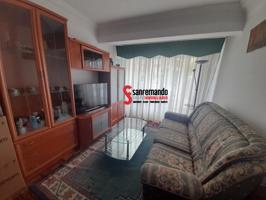 Se alquila piso para temporada academica PROFESORES O ESTUDIANTES en Santander . photo 0