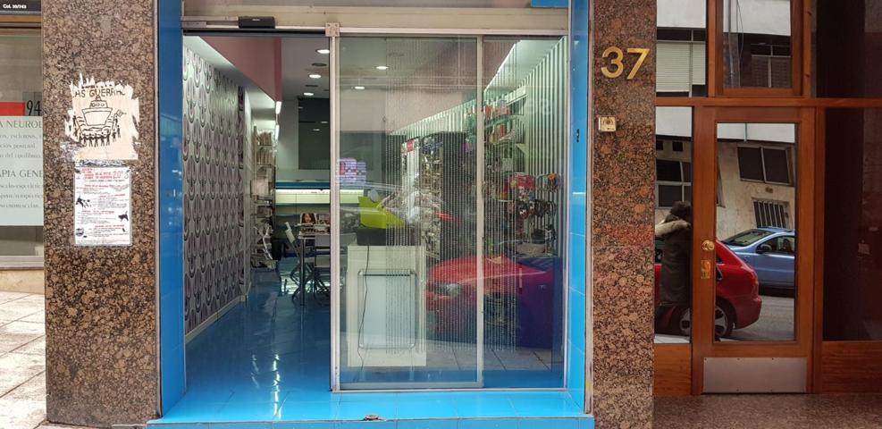 Se alquila local comercial en en Santander photo 0