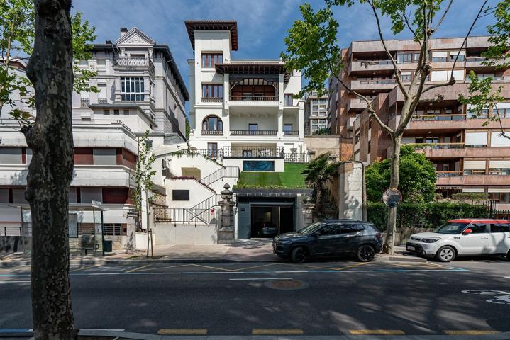 Un apartamento de lujo y diseño en Menéndez Pelayo photo 0