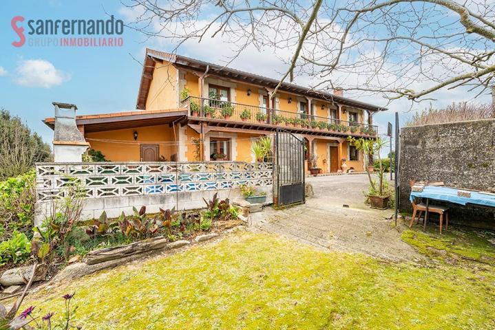 Casa independiente en Santa Cruz de Bezana con 5.000m2 de terreno photo 0