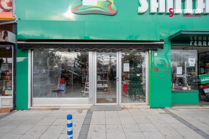 Local Comercial de 148m2 en Marqués de la Hermida photo 0