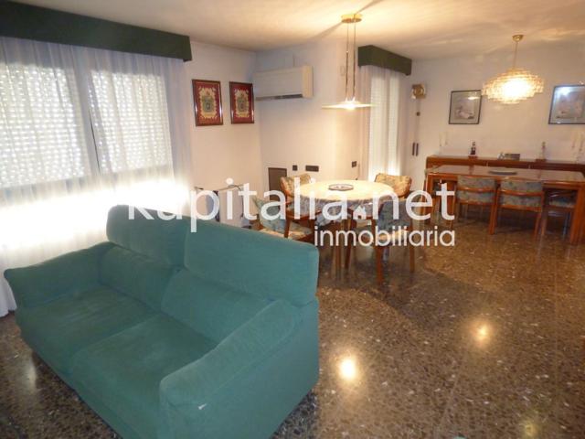 Piso a la venta situado junto al parque Mestre Ferrero de Ontinyent photo 0