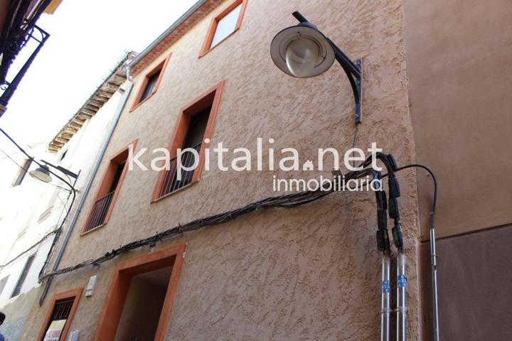 Casa con cueva en venta en Ontinyent photo 0