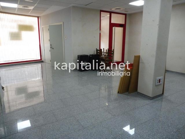 Local comercial en venta en Bocairent CON RENTABILIDAD!! photo 0