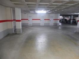 Garaje a la venta en una zona difícil de aparcar en Pintor Segrelles. photo 0