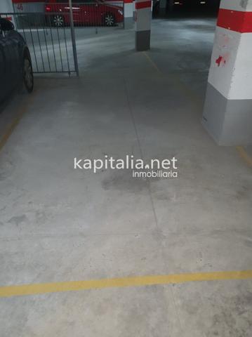 venta plaza de Parking zona Almaig photo 0