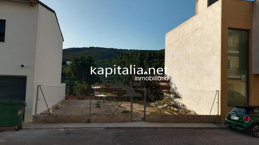 Parcela a la venta en Agullent. photo 0
