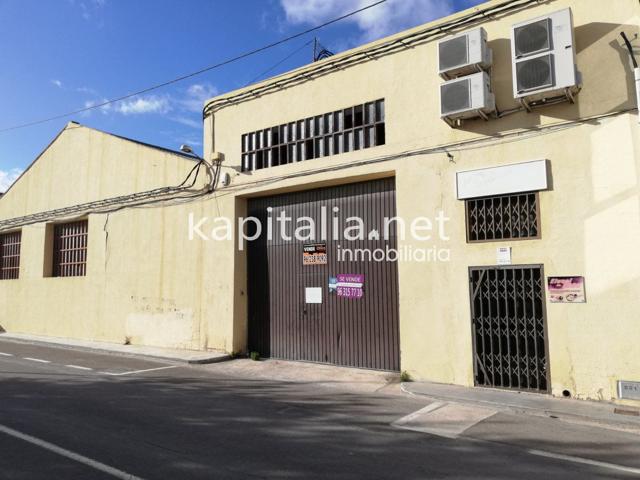 Nave industrial a la venta en Ontinyent (Valencia) photo 0