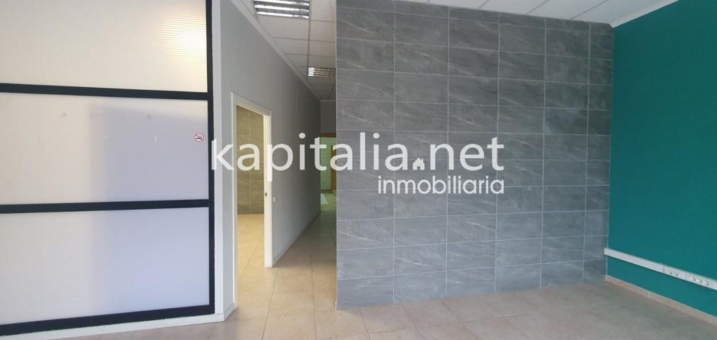 Local comercial en alquiler en Ontinyent. photo 0