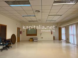 Oficina en alquiler en Ontinyent photo 0