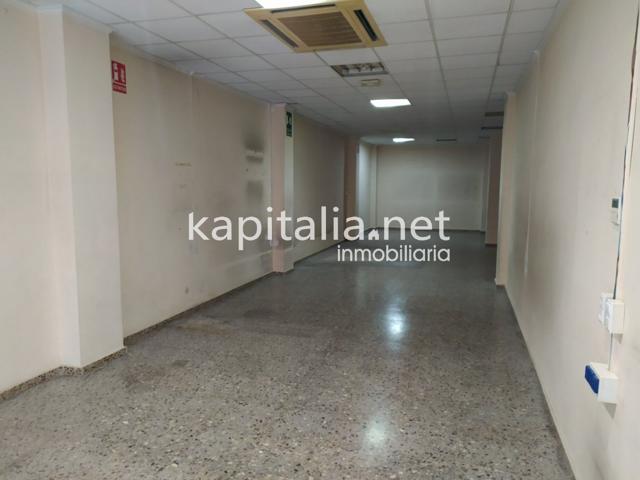 LOCAL COMERCIAL A LA VENTA EN ONTINYENT photo 0