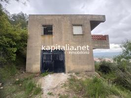 Casa agrícola a la venta en Vallada. photo 0