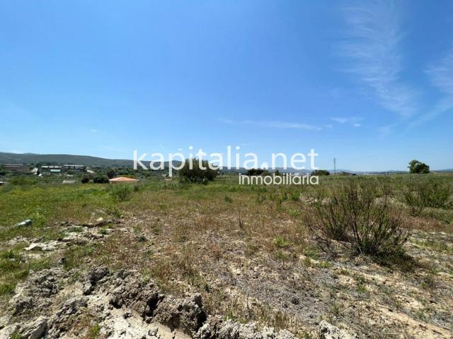 Terreno en venta en Agullent photo 0