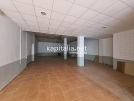 Local en alquiler en Ontinyent. photo 0