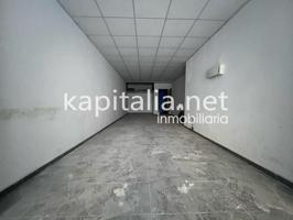 LOCAL COMERCIAL A LA VENTA EN XATIVA photo 0