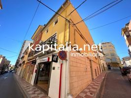 Casa a la venta en el centro de Castalla (Alicante) photo 0